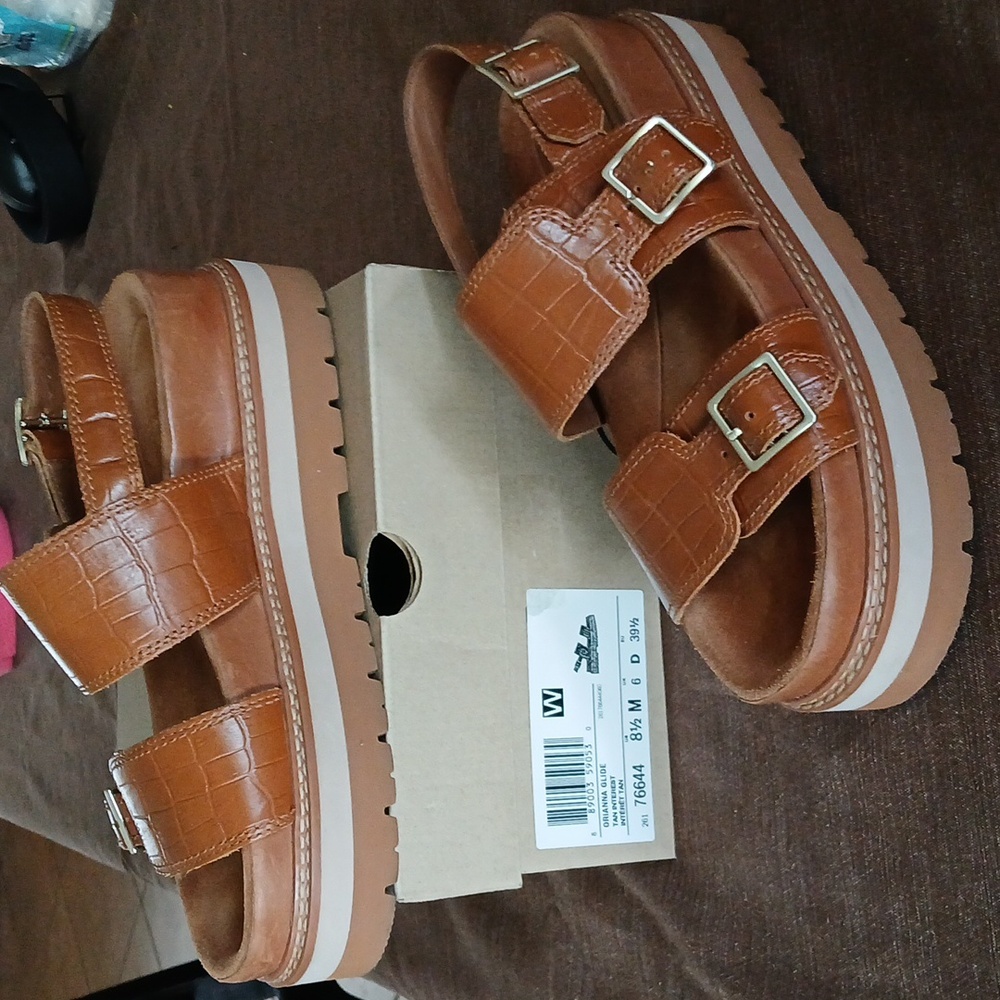 Brown Clark's Sandals with Buckle Straps